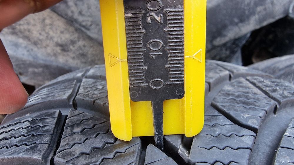 Anvelope 195/65R15 marca Semperit, M +S,DOT 2021,7 mm