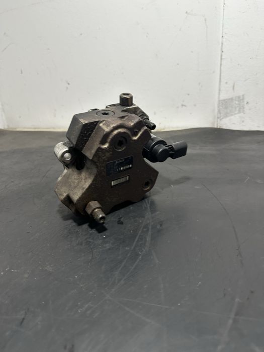 Pompa inalta presiune BMW Seria 1 E87 2.0 diesel 120d 118d 7788670