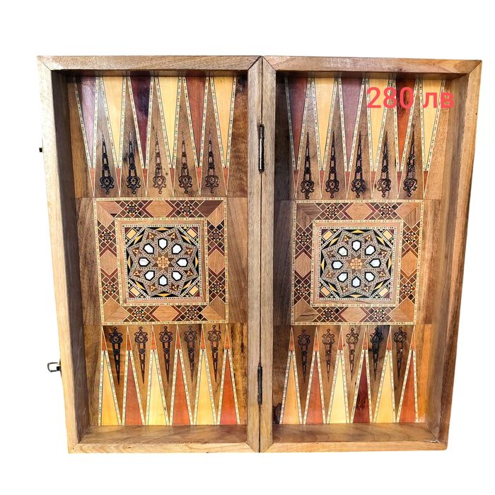 Табла и шах стил арабеск