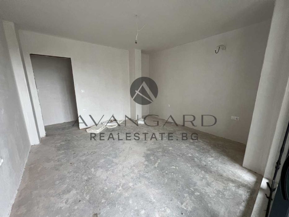 Продава се Двустаен апартамент в Пловдив, Остромила - 110 кв.м за 1060 €/кв.м - Снимка #4