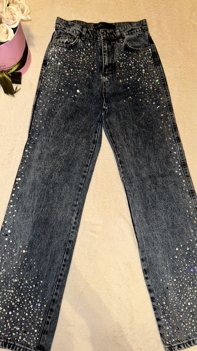 Blugi Pietre Diverse