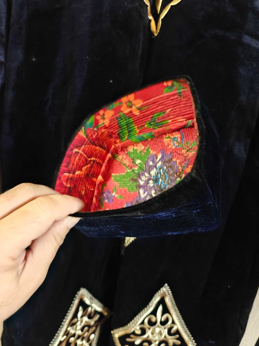 Чопан новый премиальный с золотым шитьем