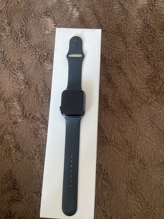 Продаю часы  смарт часы