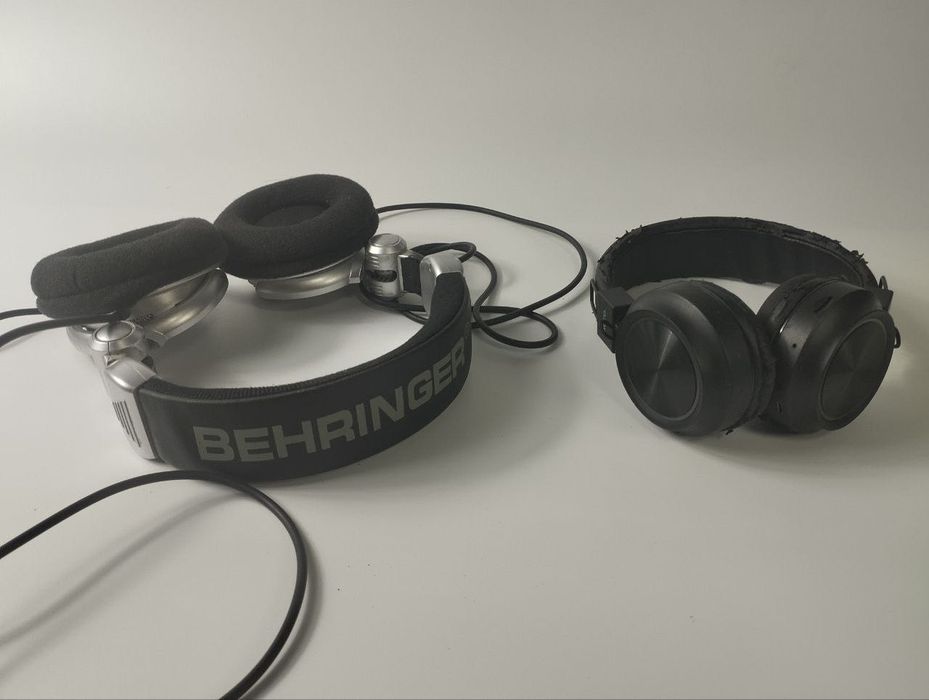 Продам Dj наушники Behringer и беспроводные наушники. Б/У.