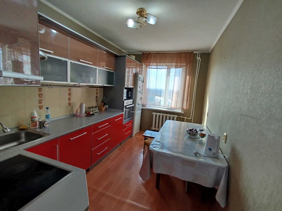 №1550 Продается 4 комнатная квартира, 85 кв.м, 8 микрорайон, 2 кольцо