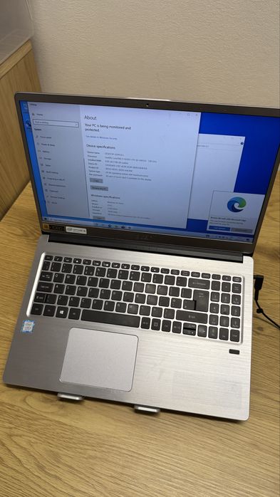 Лаптоп Acer Swift 3 i5 / 8GB RAM / 480GB SSD / Оригинален Windows 10