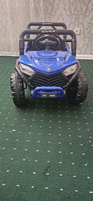Продам детский электромобиль
