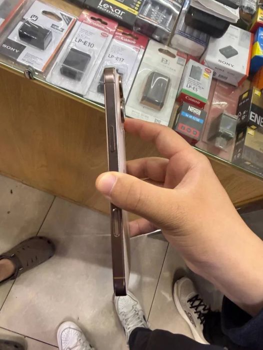 Iphone 16Pro Max 90%
