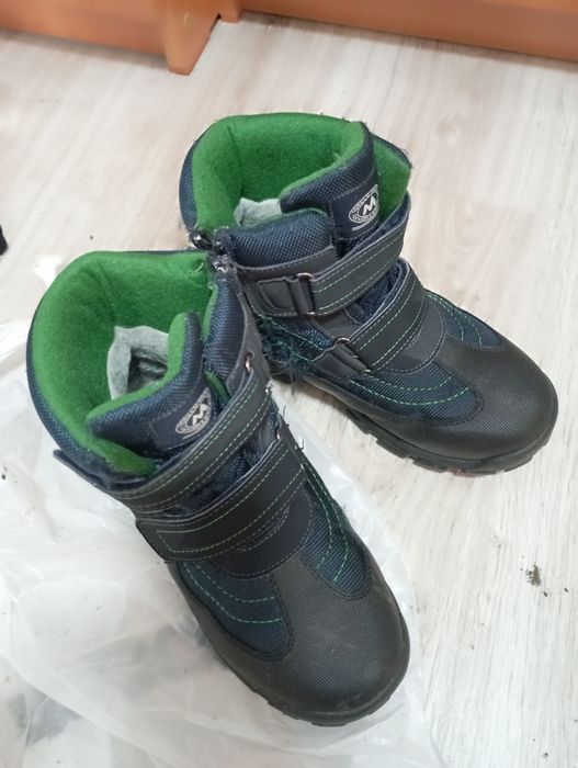Продам сапоги зимние на мальчика