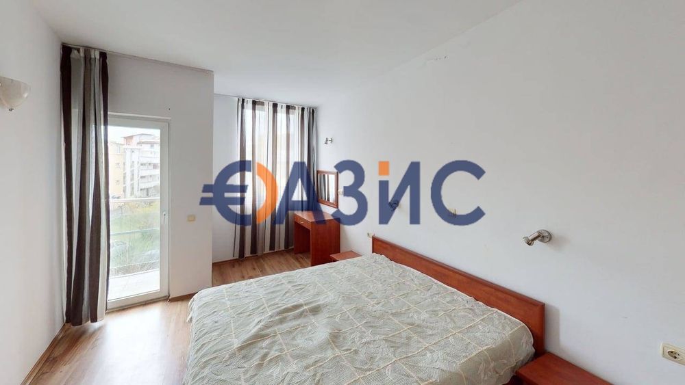 Продава се Двустаен апартамент в к.к. Слънчев бряг - 74 кв.м за 933 €/кв.м - Снимка #12