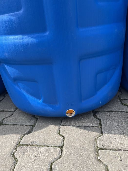 Бочка пластмассовая 200л бак