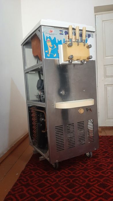Морожни аппарат BQL-252