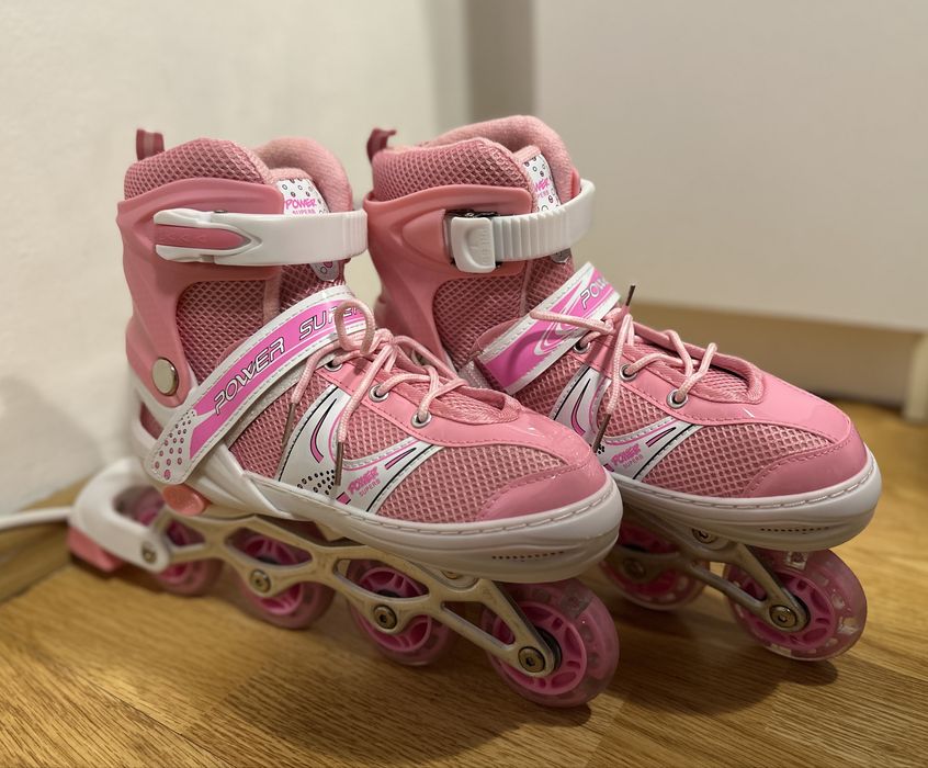 Role noi, roz, cu roti luminoase, 35-38