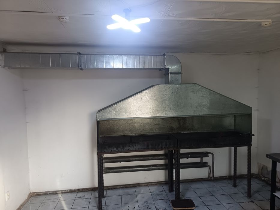 Продам мангал ,вытешка ,стол рукамойка