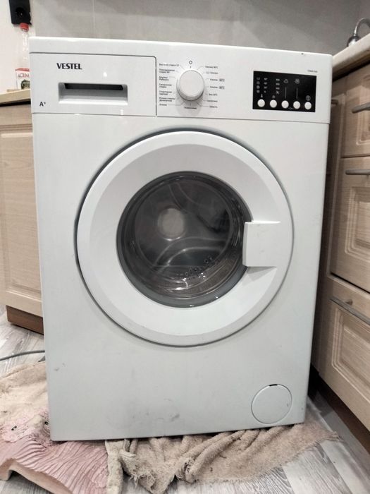 Продам стиральную машинку