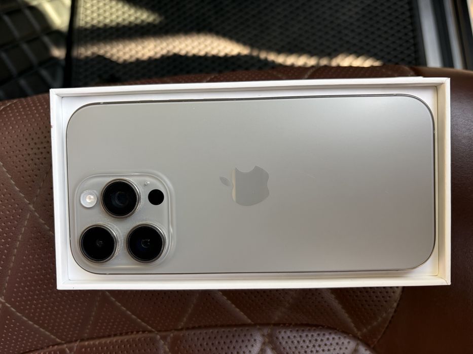 Продам iPhone 16 pro 256GB