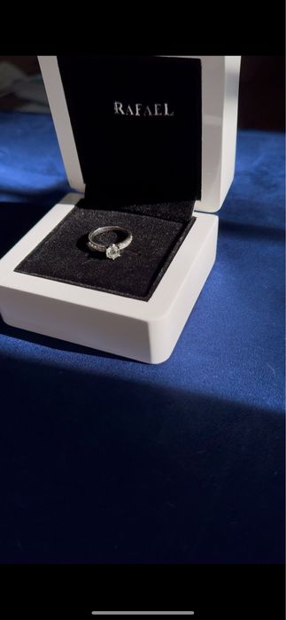 Кольцо с бриллиантами