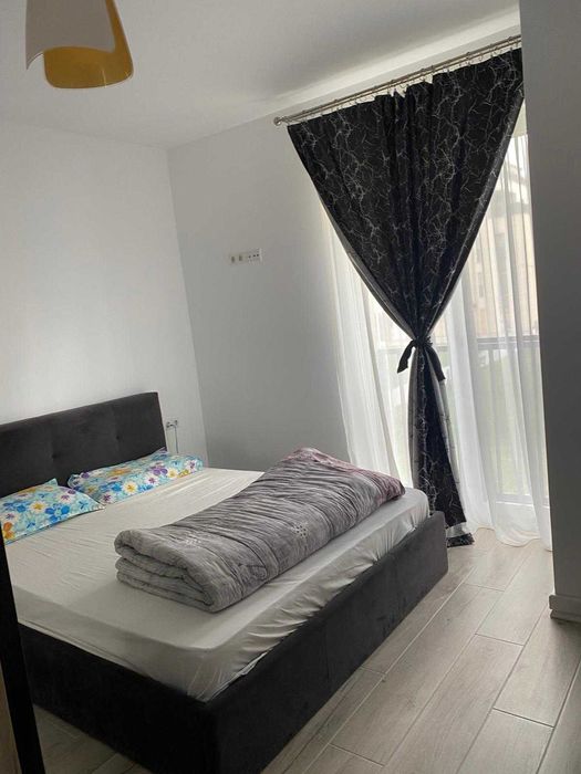 Apartament 2 camere 54MP,incazire pardoseala , loc de parcare , Stefan cel Mare