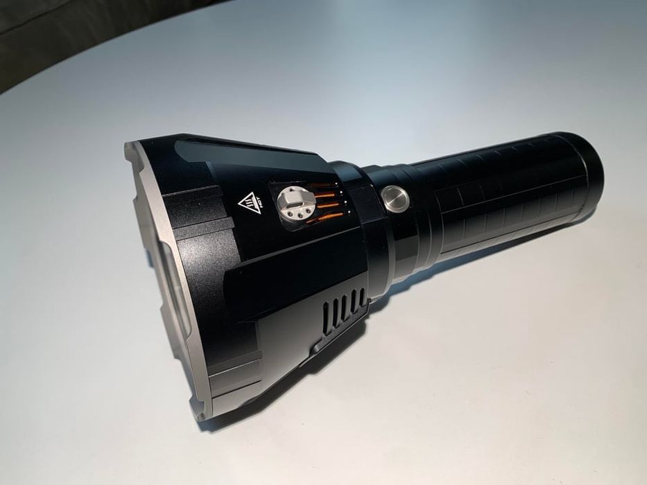 Imalent MS18 Lanterna Imalent  cu afisaj OLED, 1350 metri