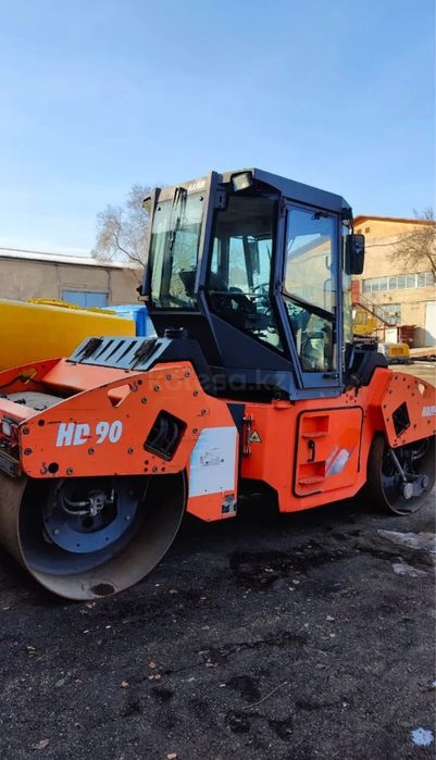 Асфальтоукладчик и катки