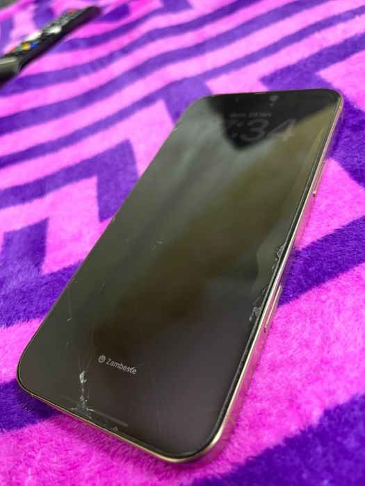 Vand iPhone 16 Pro Max