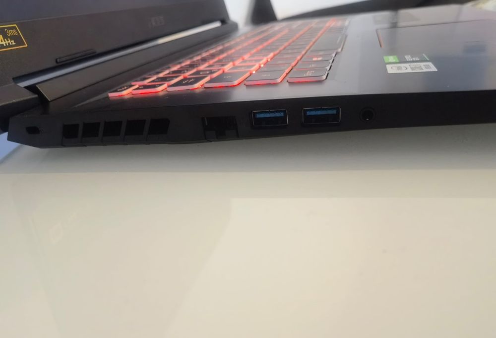Продам новый Acer Nitro 5