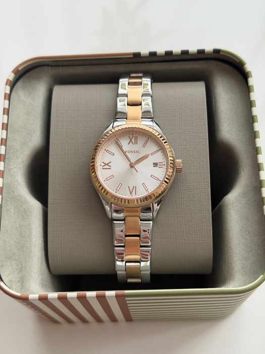 Часовник Fossil Rye bq3928 Rose gold
