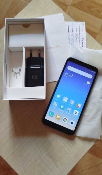 Продам Xiaomi Redmi 5 Plus 4/64 Глобальная версия