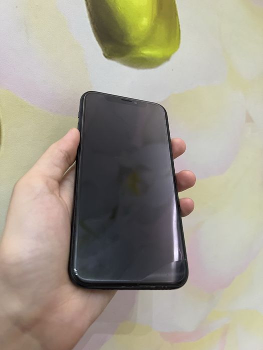 Iphone 11 pro srochna sotiladi