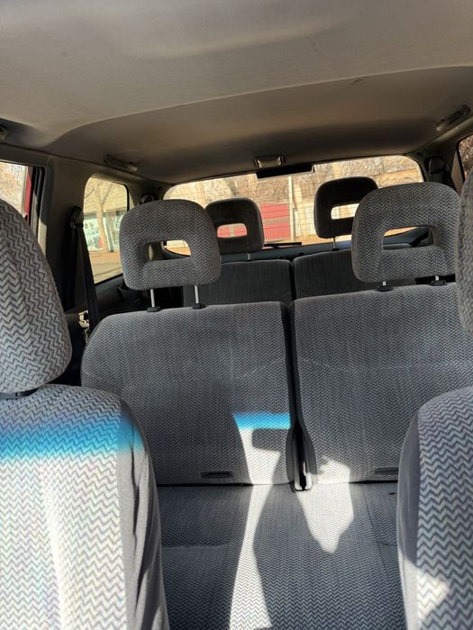 Продаю Mitsubishi space wagon