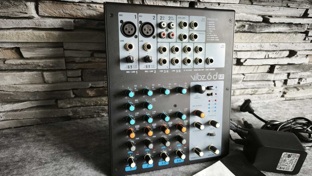 Mixer analogic 6 canale DFX LD Systems VIBZ 6 D - Garantie