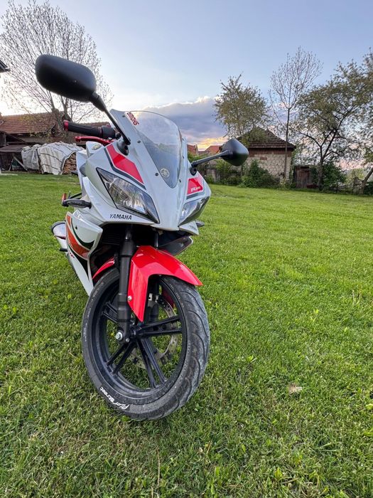 Yamaha yzf r 125