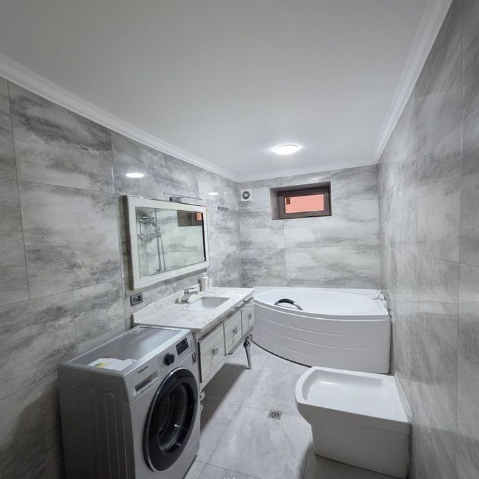 Продается 3 комнатная квартира Чиланзар 2 квартал, ор Макро