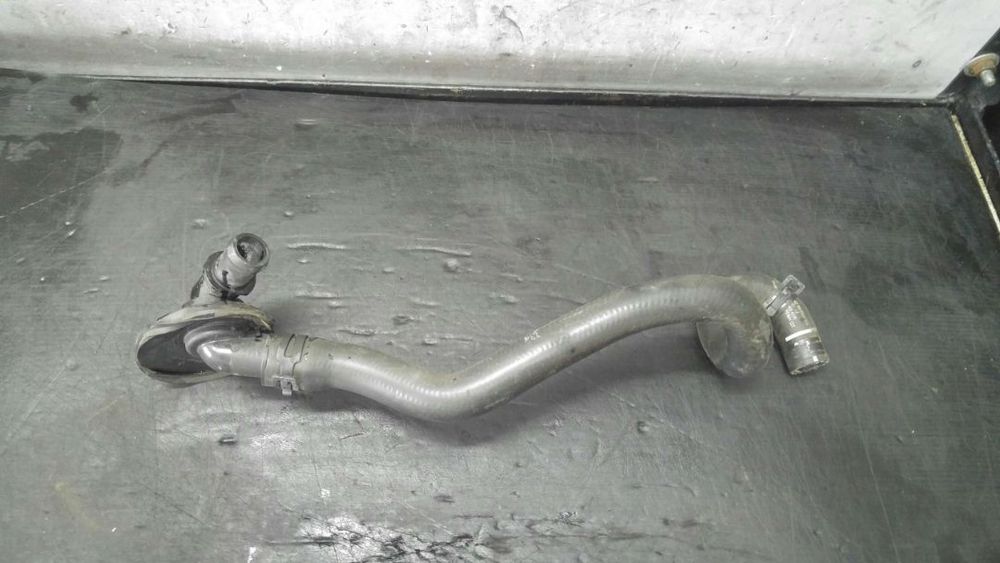 Furtun apa 2.2 cdi mercedes c class w203