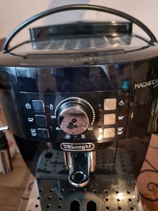 Кафеавтомат Кафемашина Delonghi Magnifica S