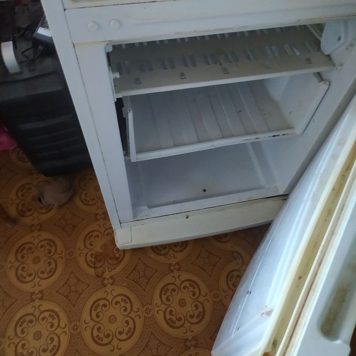 Холодильник не рабочий