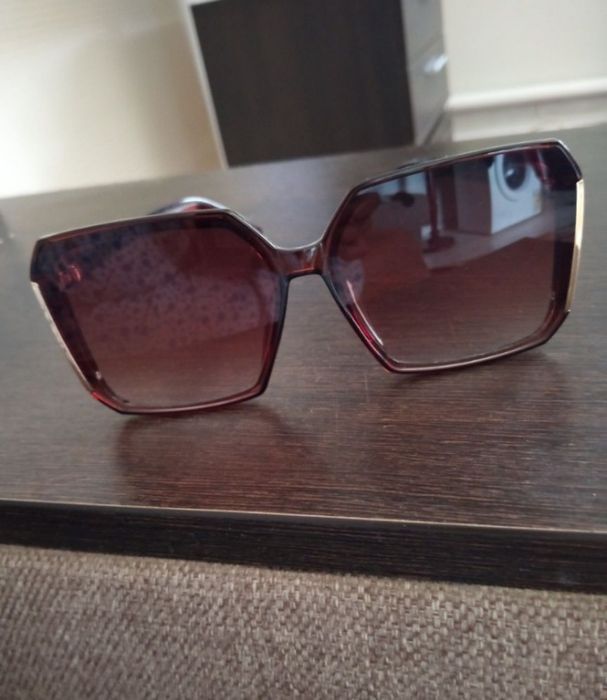 Женские солнцезащитные очки