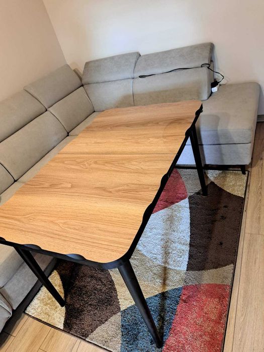 Трапезна маса.Нова!