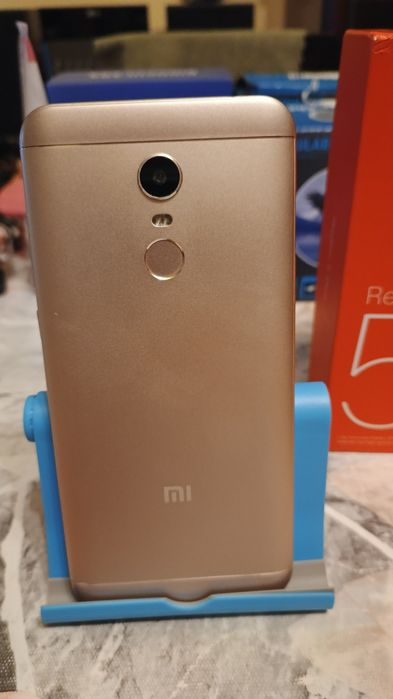 Смартфон Xiaomi Redmi 5 Plus 4/64 Gb