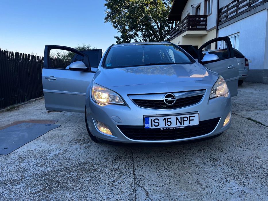 Opel Astra Sports Tourer