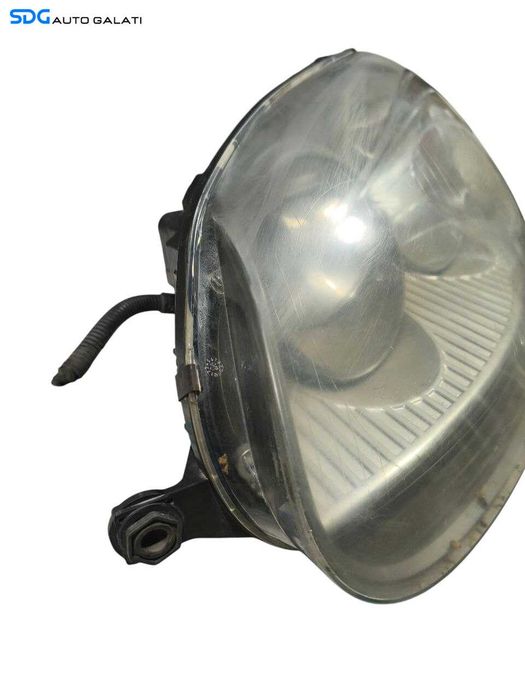 Far Stanga EUROPA FARA Xenon Volkswagen Golf 5 2004 - 2008 Cod 1K6941005A (Trebuie Polisat) [LR1261]