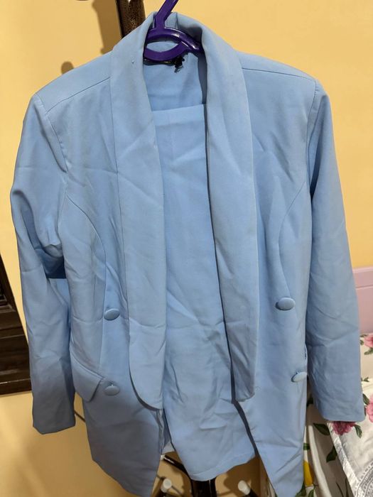 Двойка голубой цветь