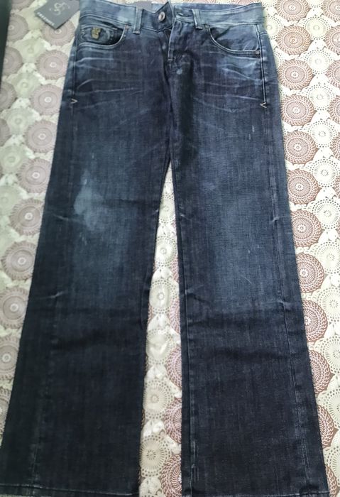 Продам новые джинсы