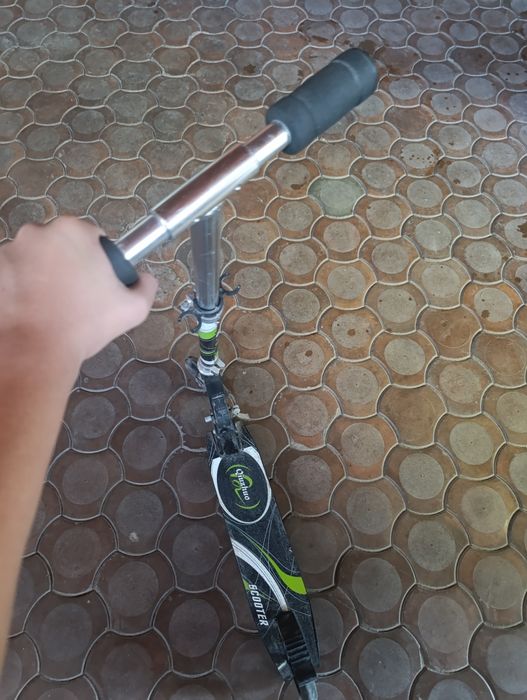 Самокат детский новый