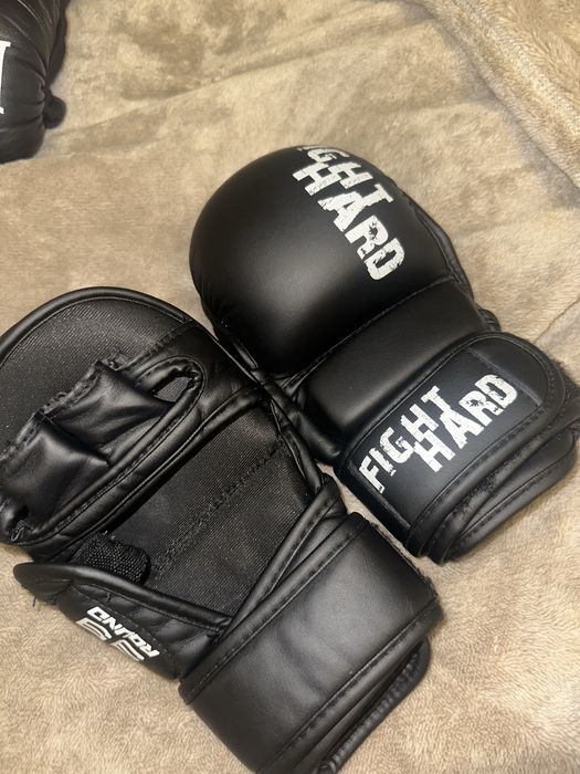 Fight Hand 99 round перчатки