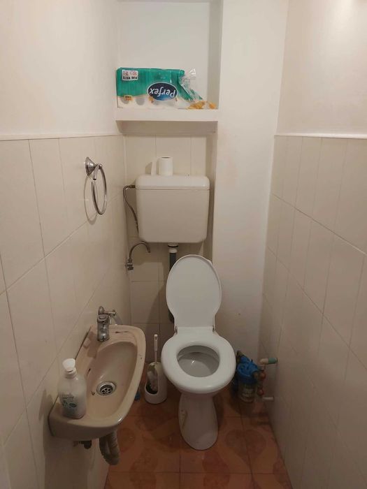 De închiriat - Apartament spațios cu 3 camere, 100 mp, parter, str. Nicolae Iorga
