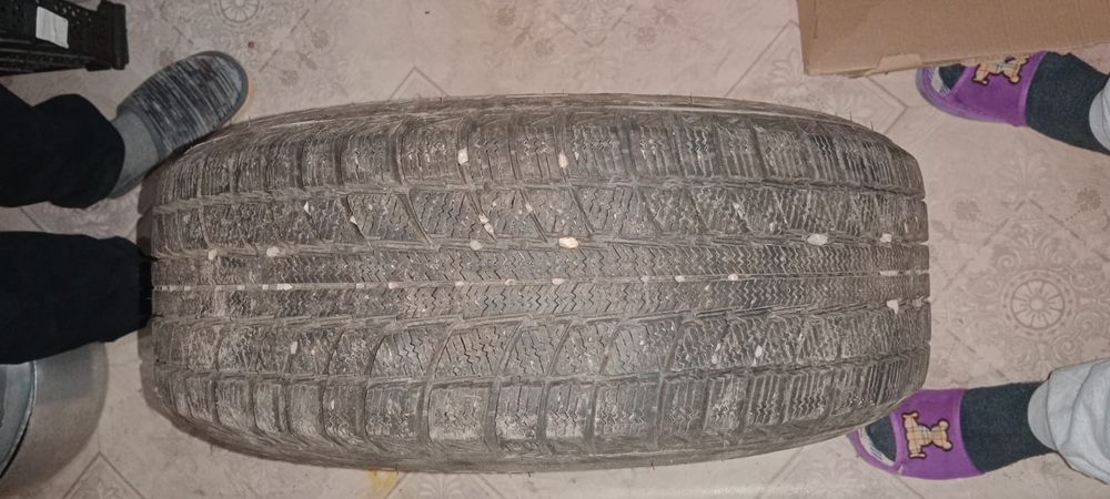 Продаю резину зима липучка