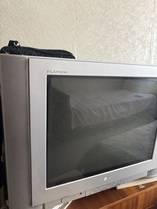 Телевизор LG б/у