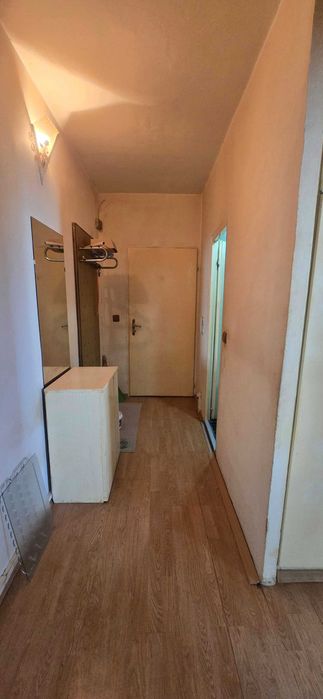 Продава се Тристаен апартамент в Търговище, Център - 72 кв.м за 1020 €/кв.м - Снимка #6