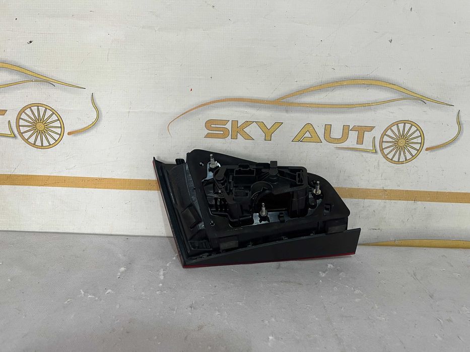 Stop dreapta pe hayon Audi A3 sportback dupa 2013 cod 8V4945094A